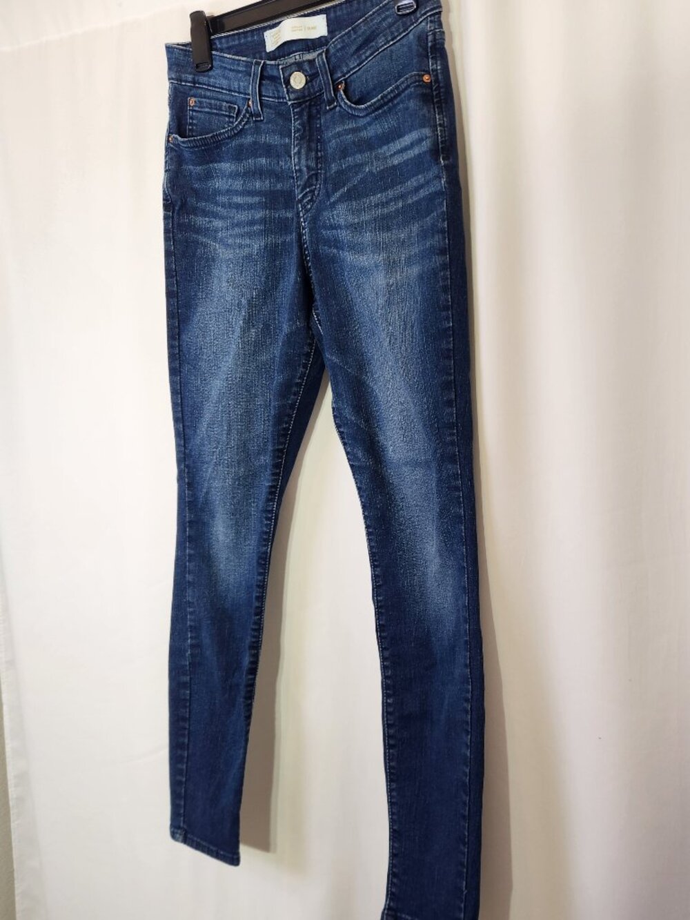 Signature by Levi Strauss Totally Shaping Skinny Jeans Size 6M W28 L30 Blue - Picture 5 of 15